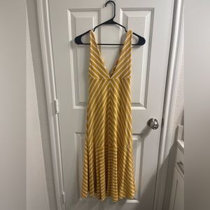 Yellow dress farm rio